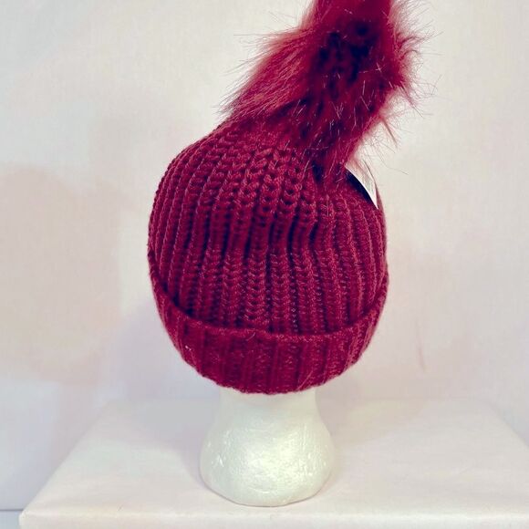 AUTUMN BURGANDY BEANIE WITH POM POM NWT - Picture 5 of 5